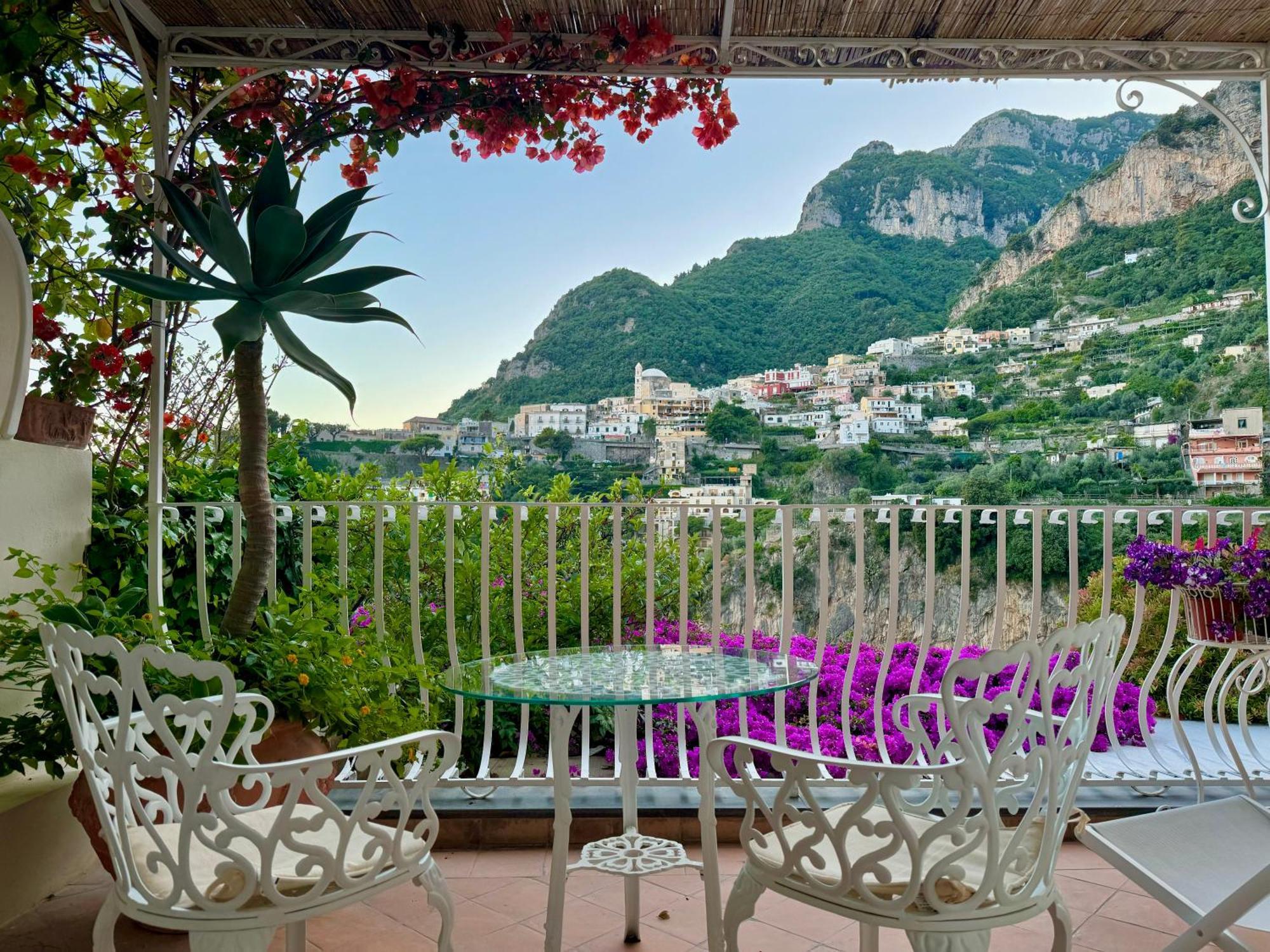 Villa Mary Suites Позитано Екстериор снимка