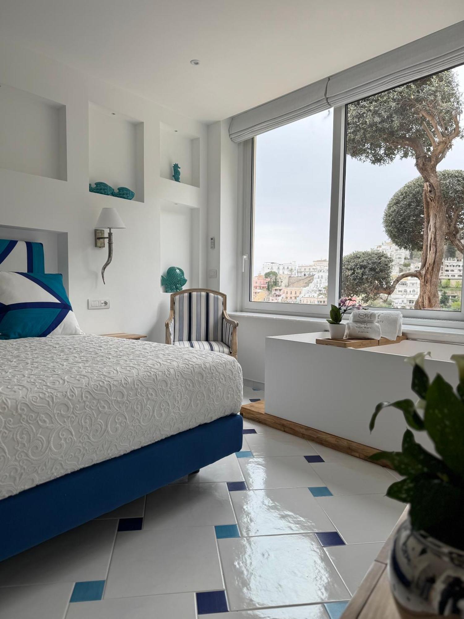 Villa Mary Suites Позитано Екстериор снимка